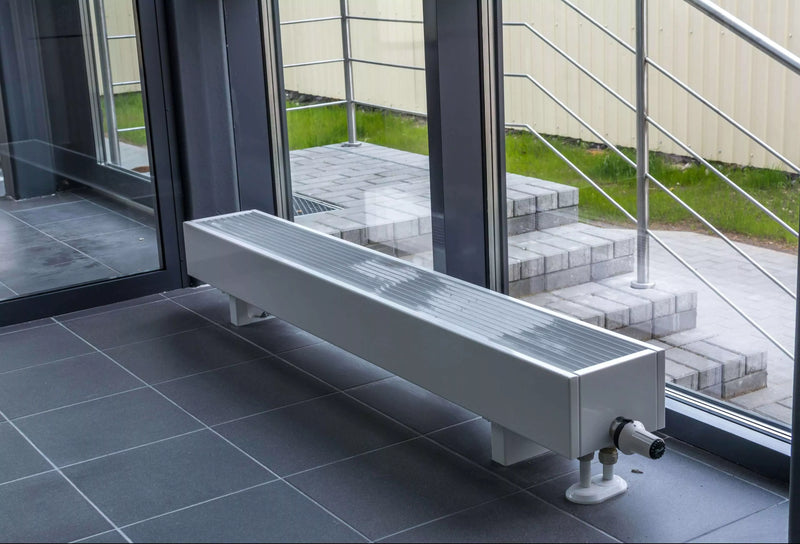 Pastatomas konvektorius SC 80x15x18 (aukštis 26 cm su kojele)